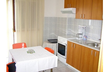Pension de famille Arbanija 3